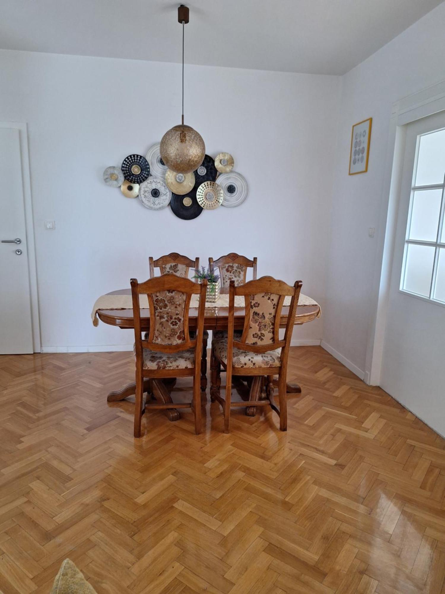 Apartments Miki 2 Новаля Екстериор снимка
