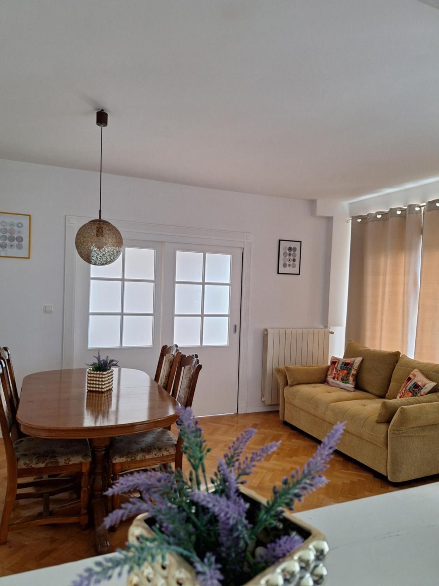 Apartments Miki 2 Новаля Екстериор снимка